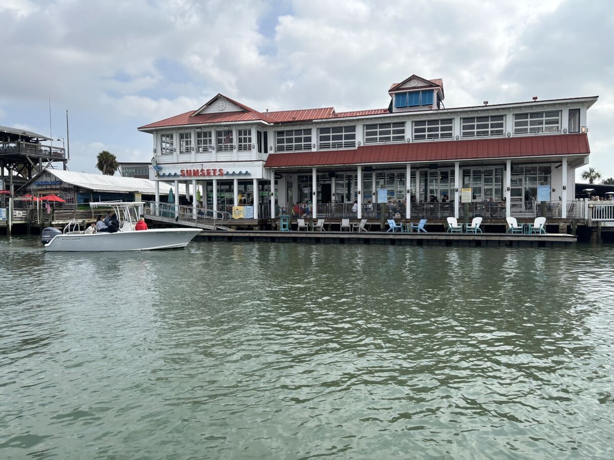 Charleston waterfront dock and restaurant